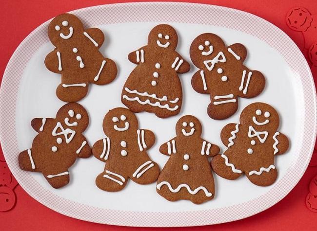 soft-gingerbread-cookies-thebestdessertrecipes